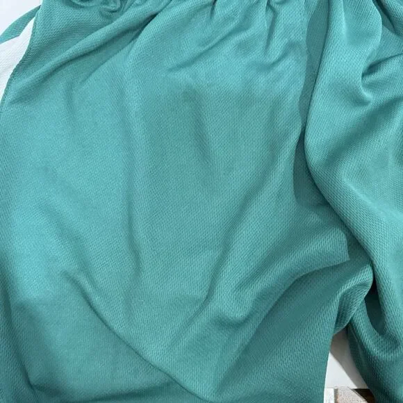 Challenger Teamwear Adult Soccer Shorts Small Green - Picture 7 of 16